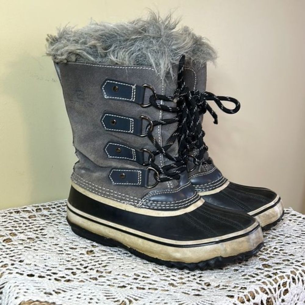 Outbound winter boots women’s Water resistant rain‎ boots size 7 Thinsulate